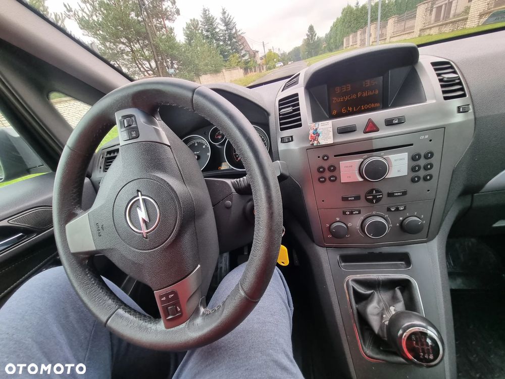 Opel Zafira 1.9 CDTI Cosmo - 7