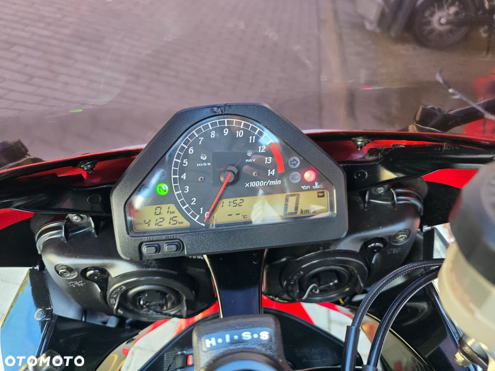 Honda CBR - 17