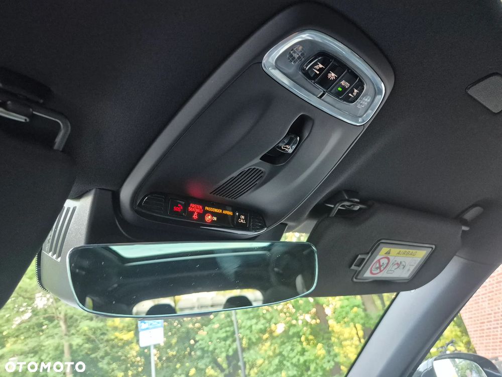 Volvo XC 90 T8 AWD Recharge Geartronic Inscription Expression - 40