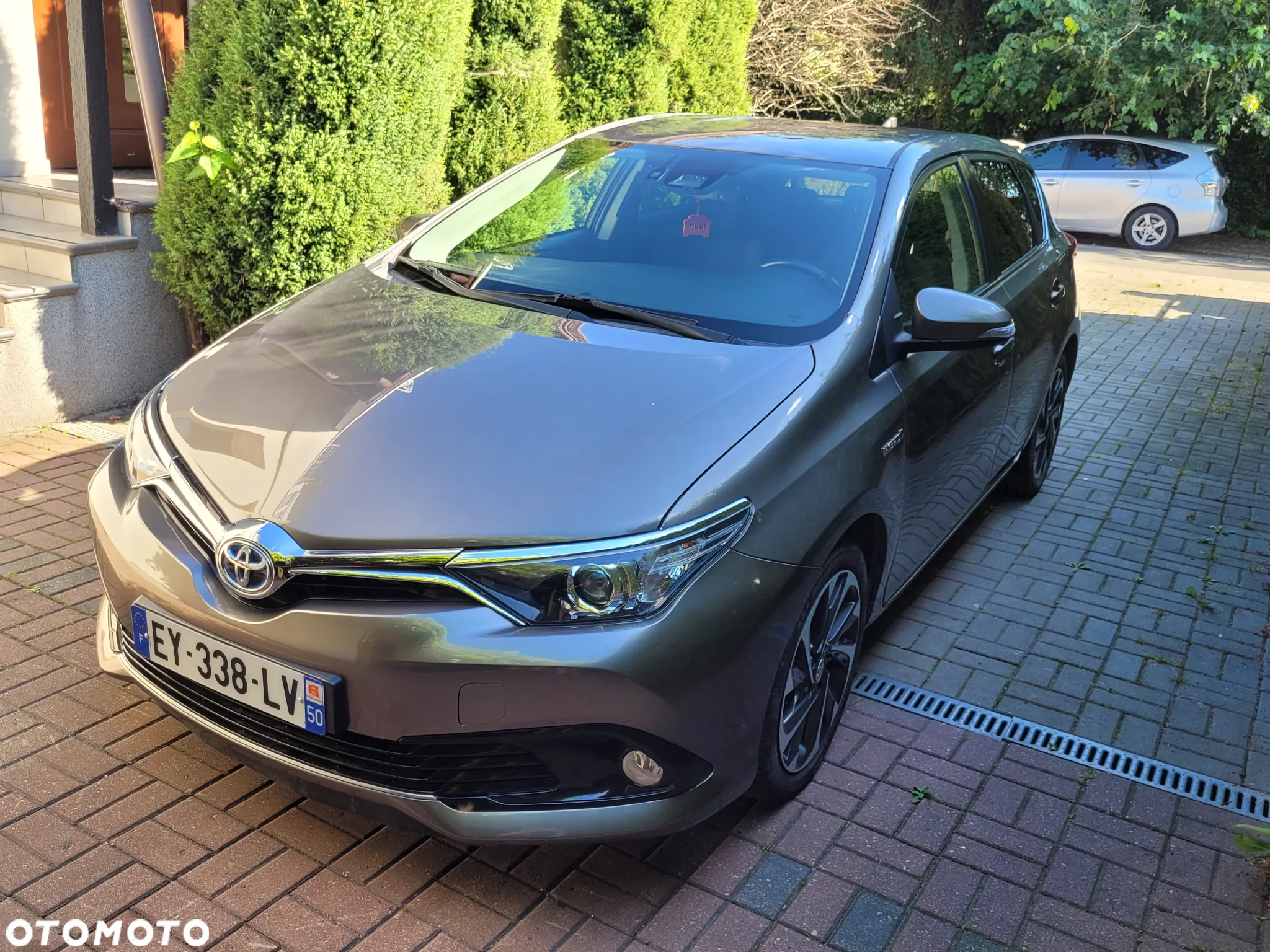 Toyota Auris 1.8 VVT-i Hybrid Automatik Life - 3