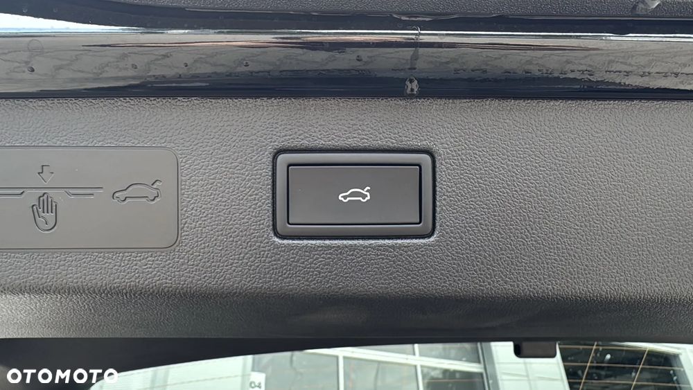 Volkswagen T-Roc 1.5 eTSI Style DSG - 27