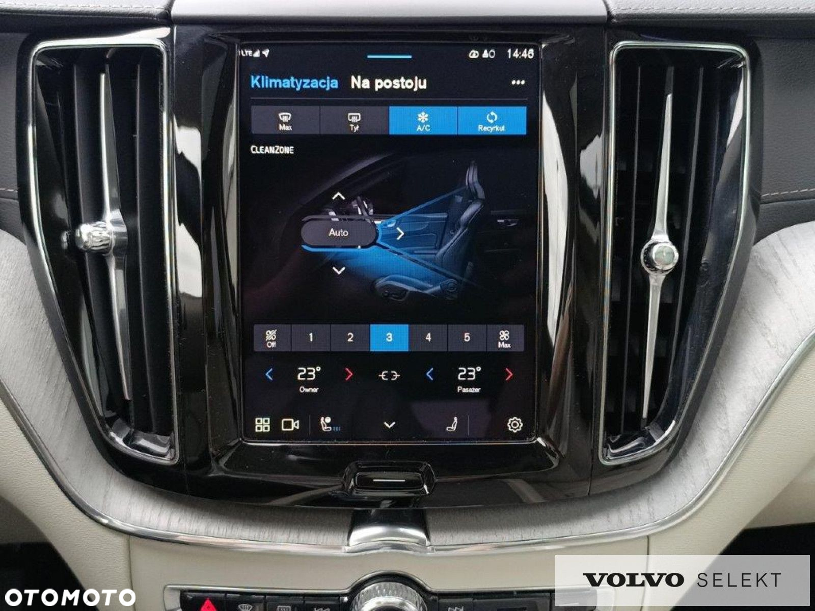 Volvo XC 60 - 31