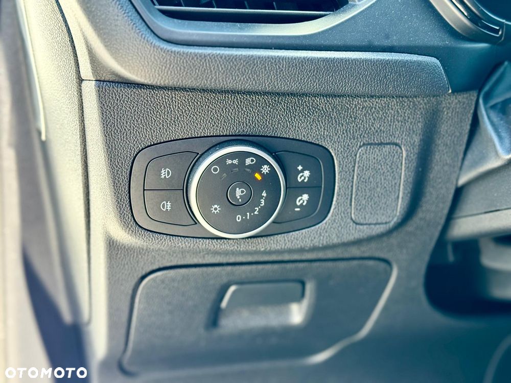 Ford Focus 1.5 EcoBlue Start-Stopp-System ST-LINE X - 19