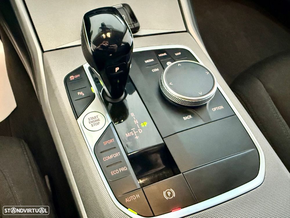 BMW 320 d Aut. Advantage - 15