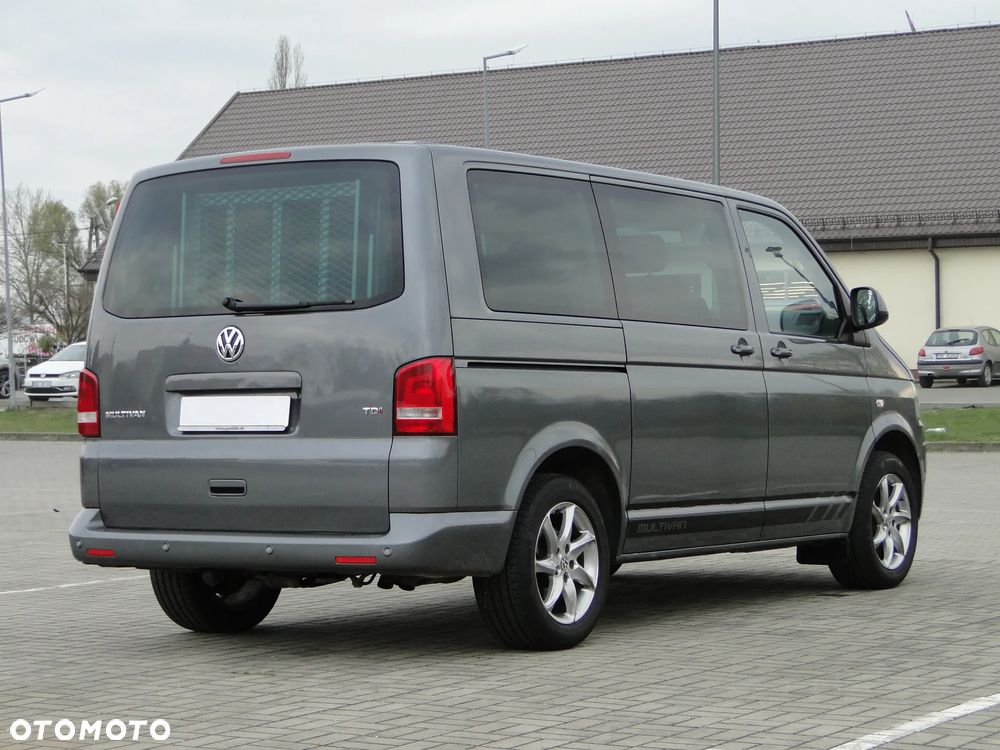 Volkswagen Multivan L1 Highline - 27