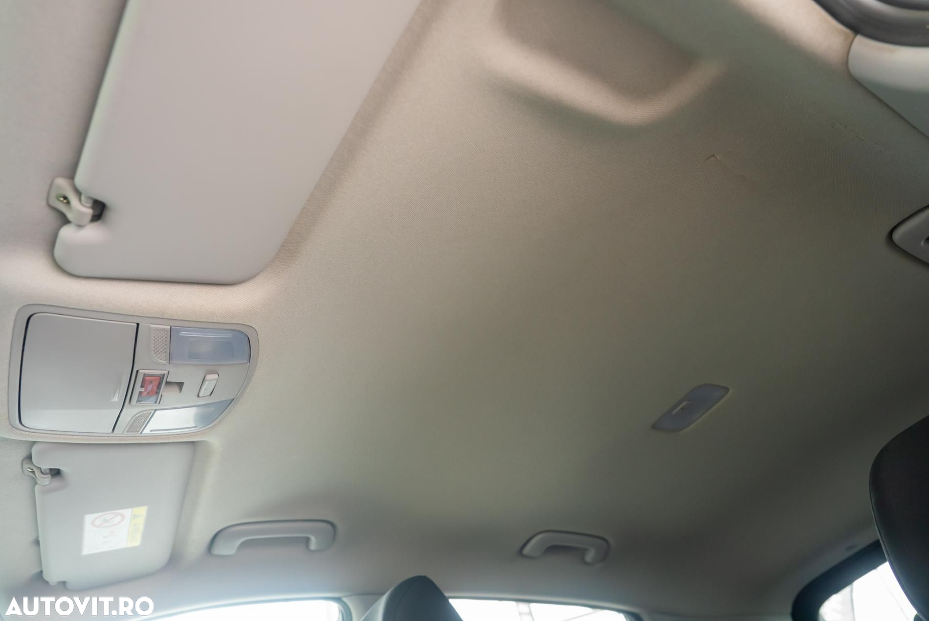 Hyundai KONA EV Style - 17
