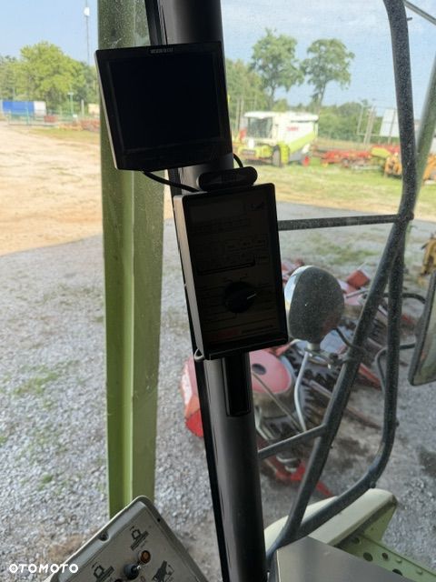 Claas MEDION 320 - 11