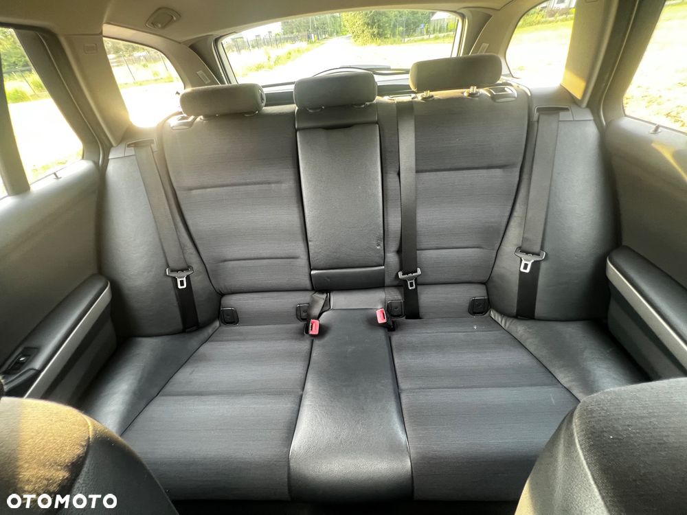 BMW Seria 3 - 12