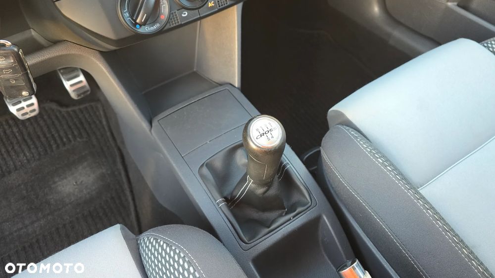Volkswagen Polo Cross 1.4 16V - 18