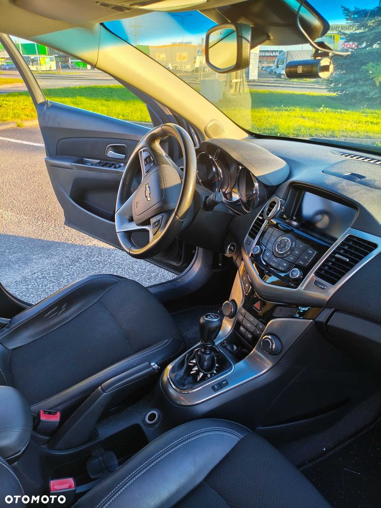 Chevrolet Cruze - 8