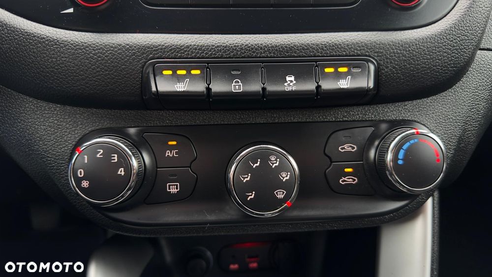 Kia Ceed 1.4 CVVT Dream-Team Edition - 15