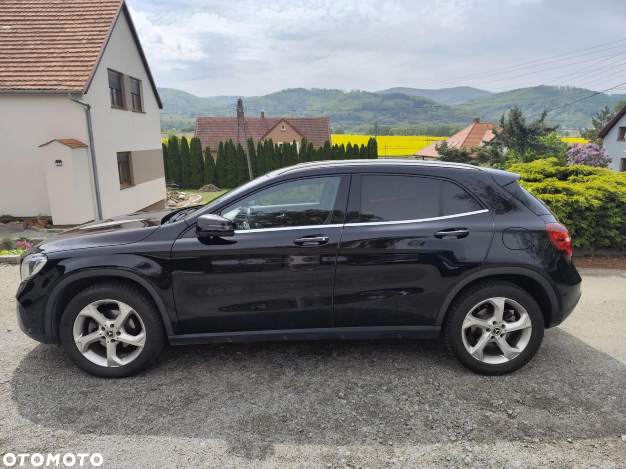 Mercedes-Benz GLA 200 7G-DCT Urban - 4