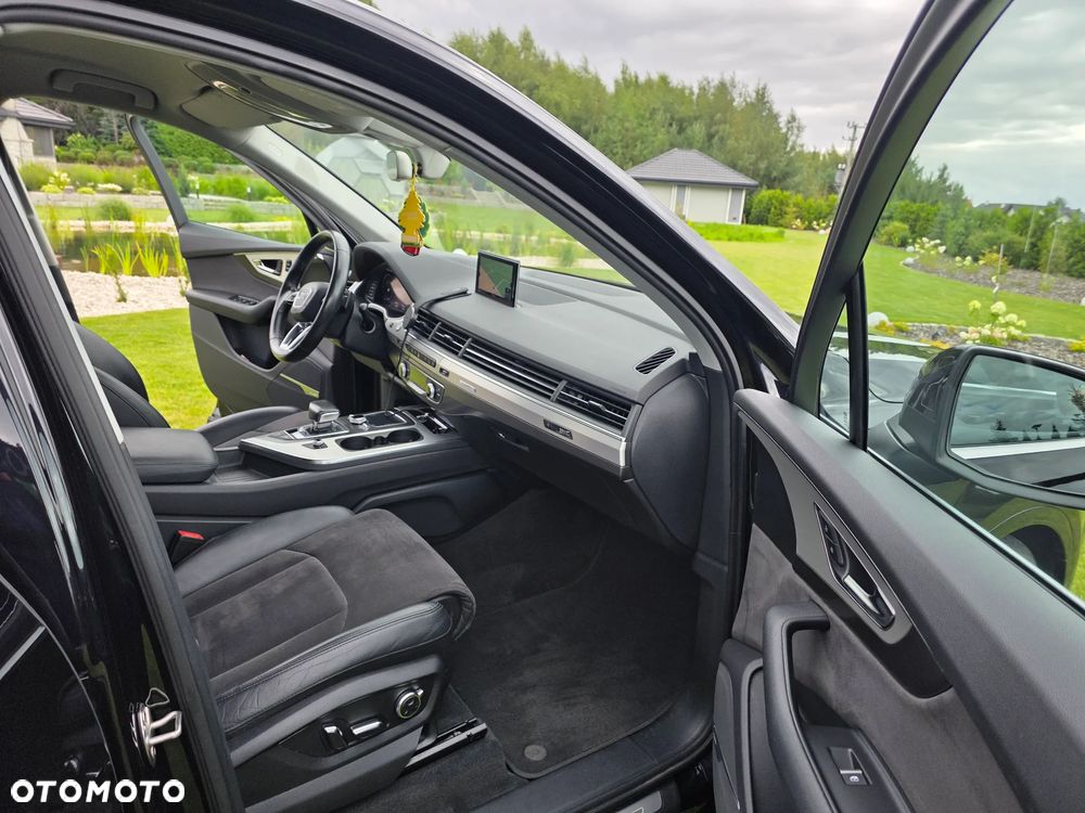 Audi Q7 - 13