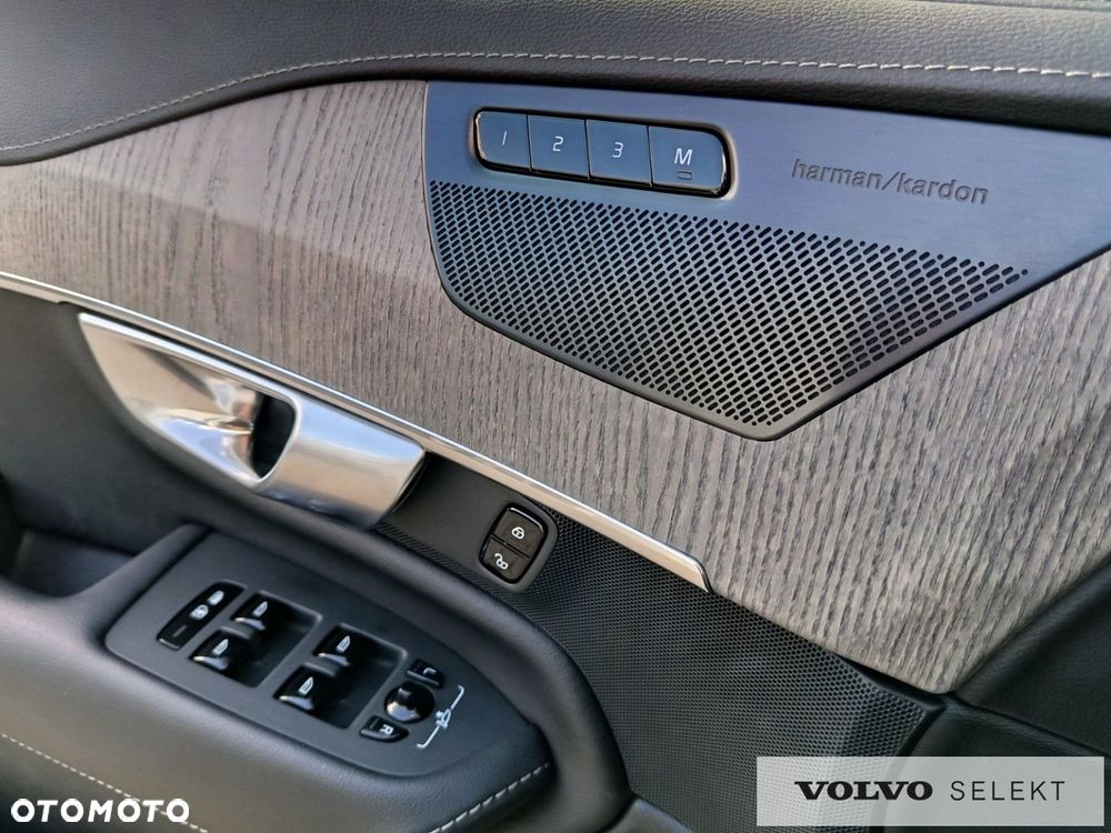 Volvo XC 90 - 28