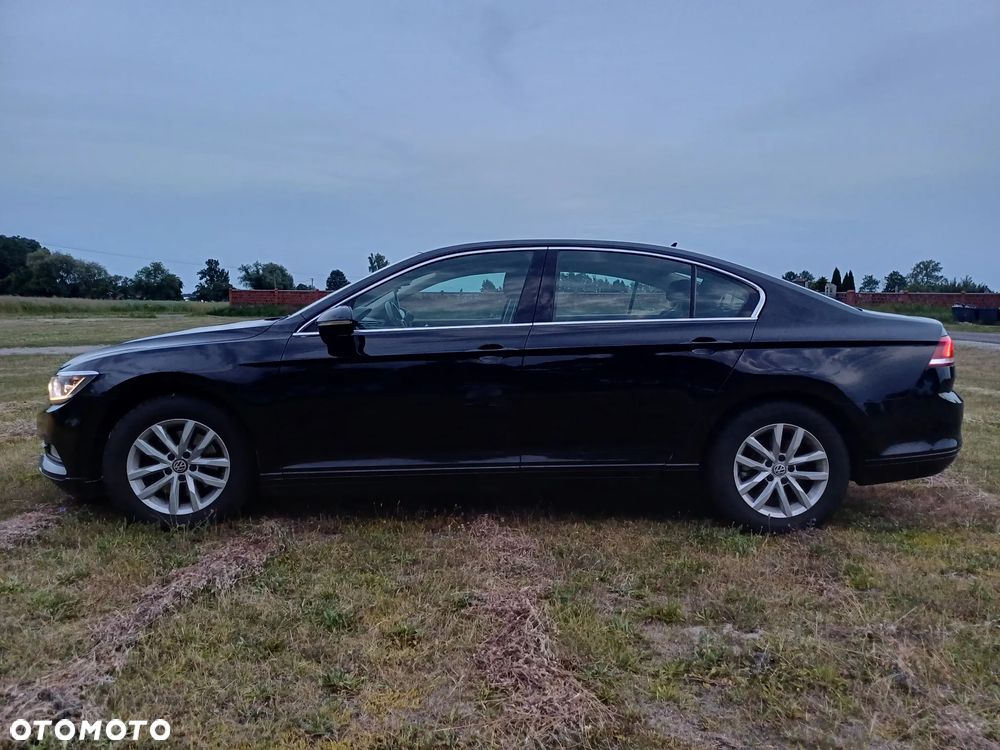 Volkswagen Passat - 19