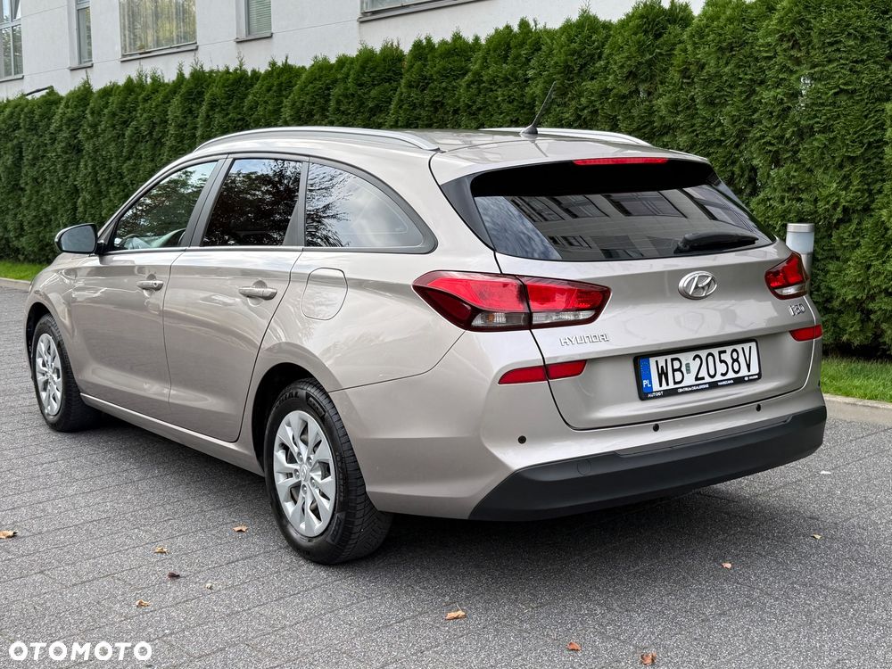 Hyundai i30 1.4 Classic + - 3