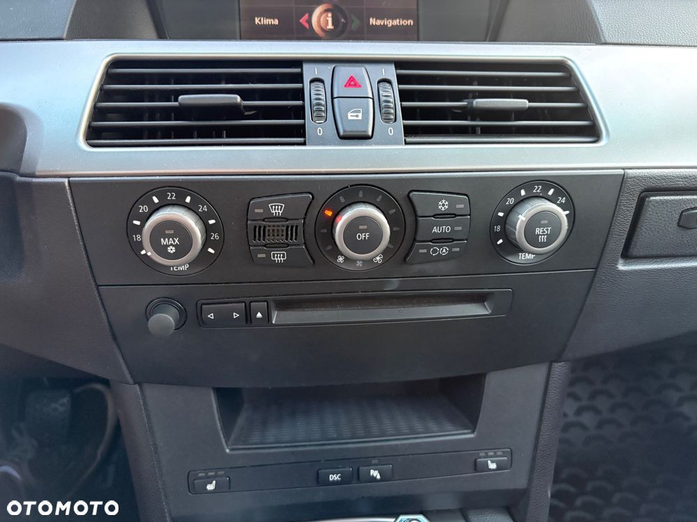 BMW Seria 5 520i - 16