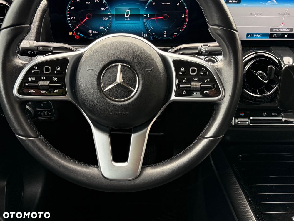 Mercedes-Benz GLB 200 d Progressive 8G-DCT - 19