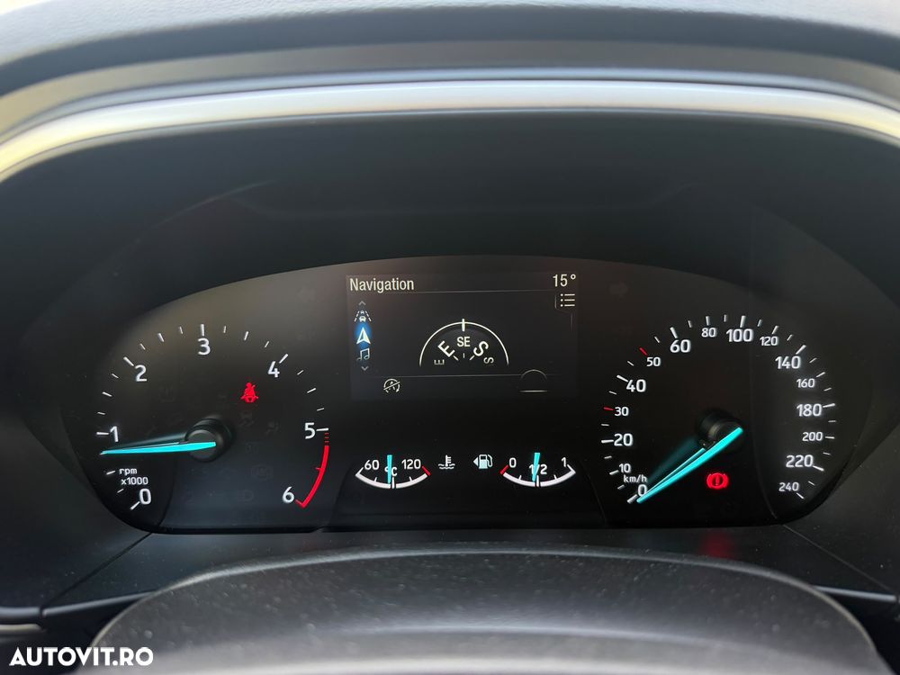 Ford Focus - 24
