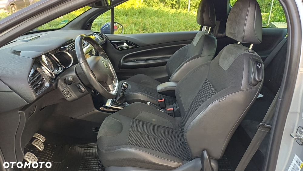 Citroën DS3 1.6 THP Ultra Prestige - 14