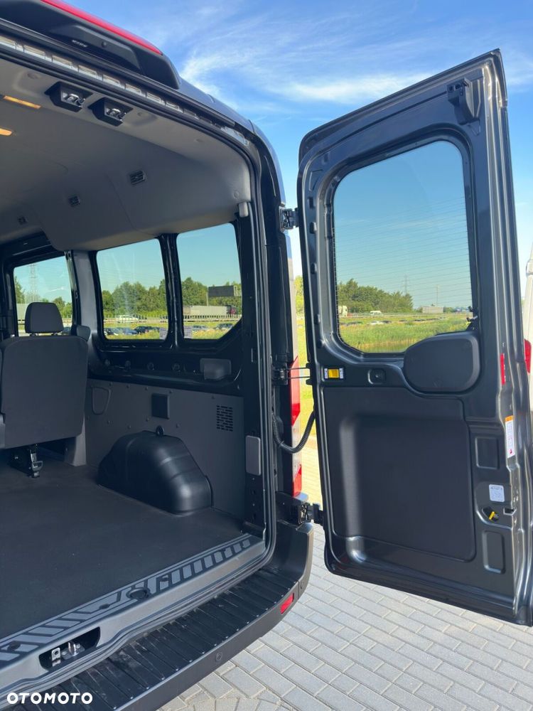 Ford transit 2.0 150KM A8 FWD L3H2 Kombi Trend - 24