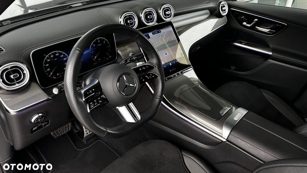 Mercedes-Benz GLC - 12