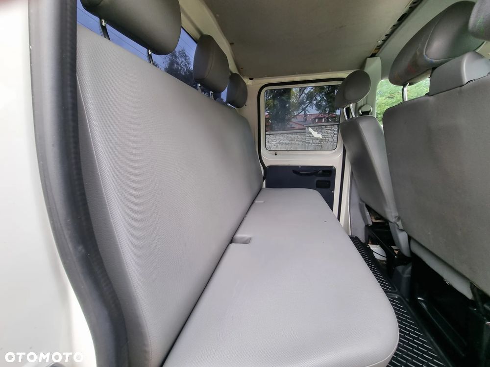 Volkswagen T5 - 17