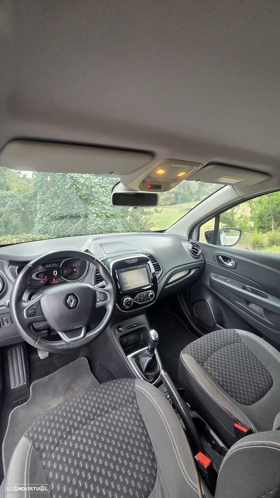 Renault Captur - 14