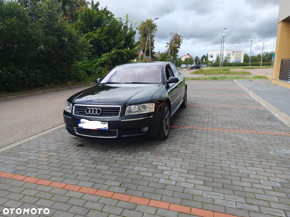 Audi A8 4.2 Quattro - 7