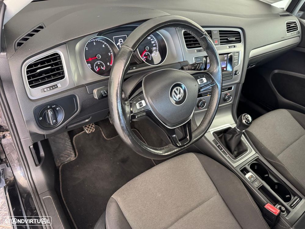 VW Golf 1.6 TDi Trendline - 13