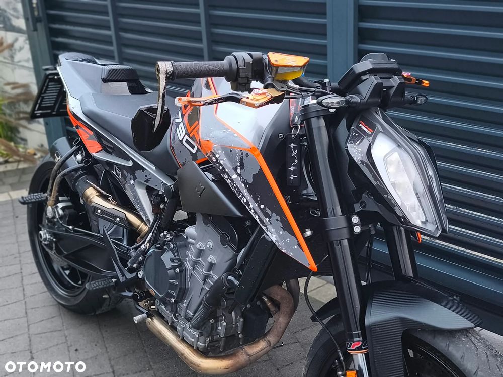 KTM Duke 790 - 22
