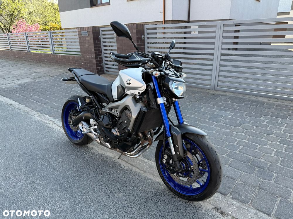 Yamaha MT - 1