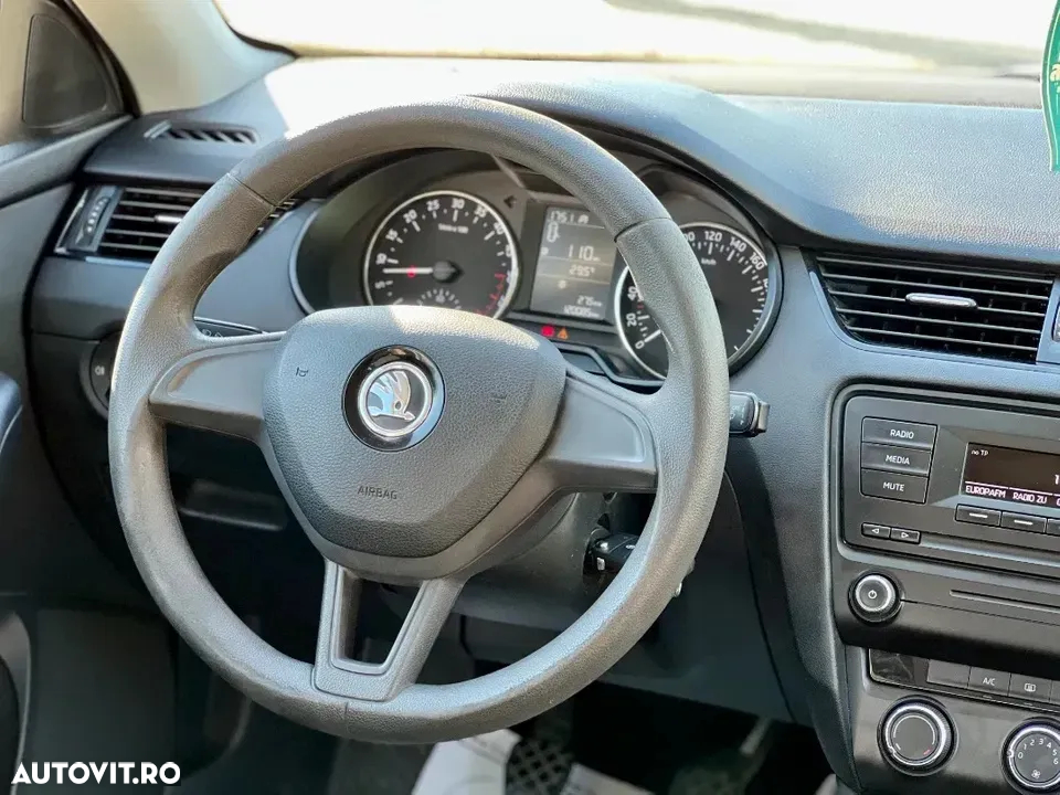 Skoda Octavia 1.6 TDI Active - 7