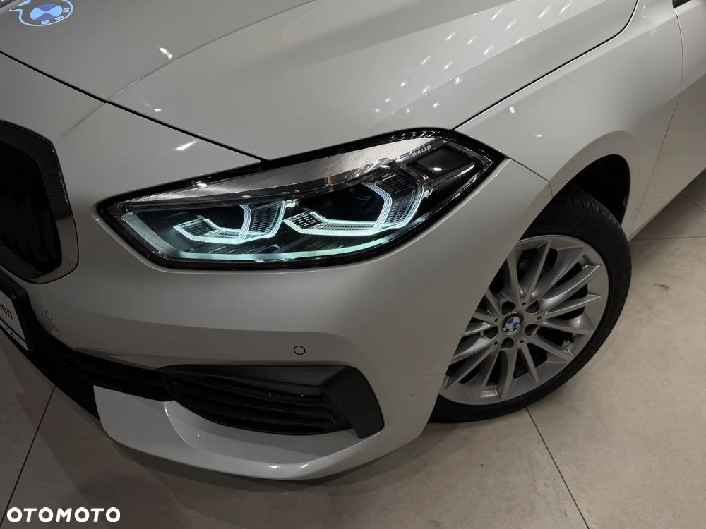 BMW Seria 1 118i Advantage - 13