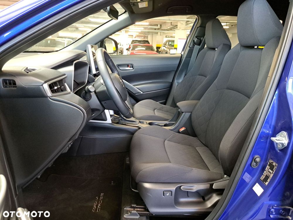 Toyota Corolla Cross 2.0 Hybrid Style - 12