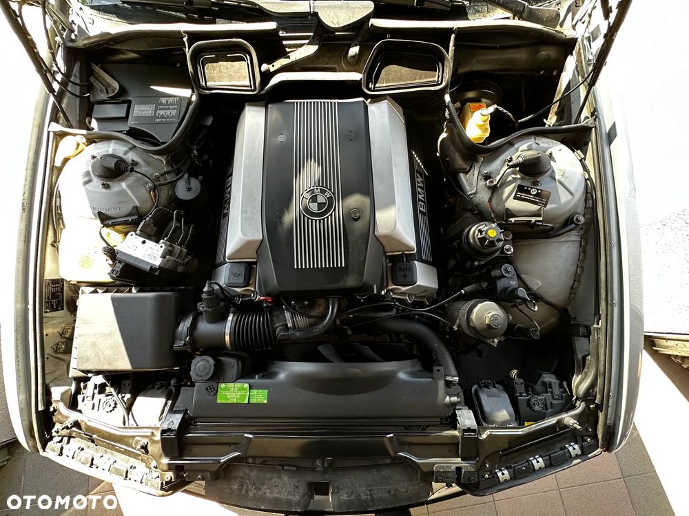 BMW Seria 7 740i V8 - 20