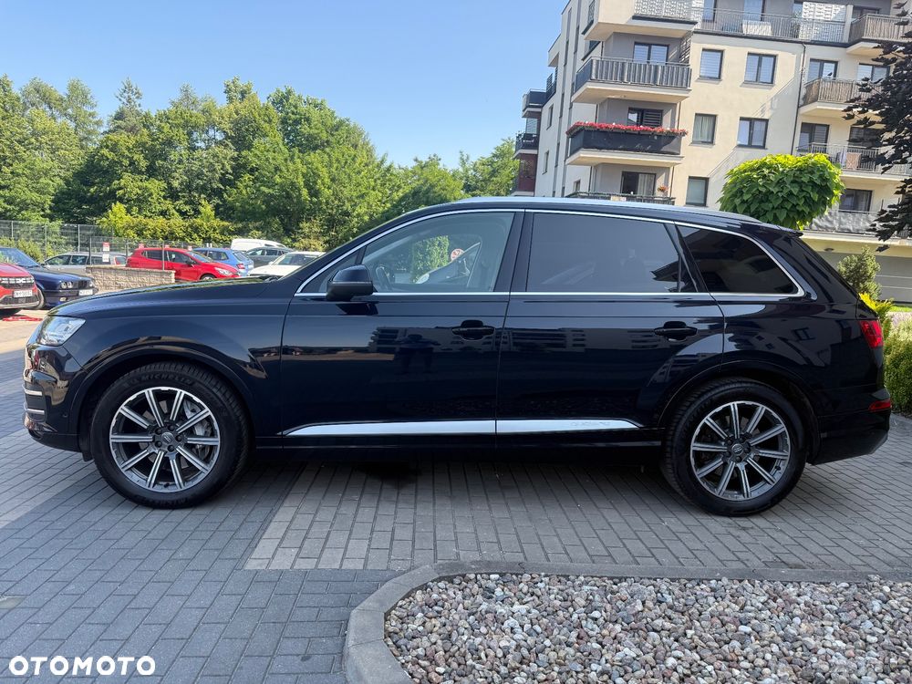 Audi Q7 - 10