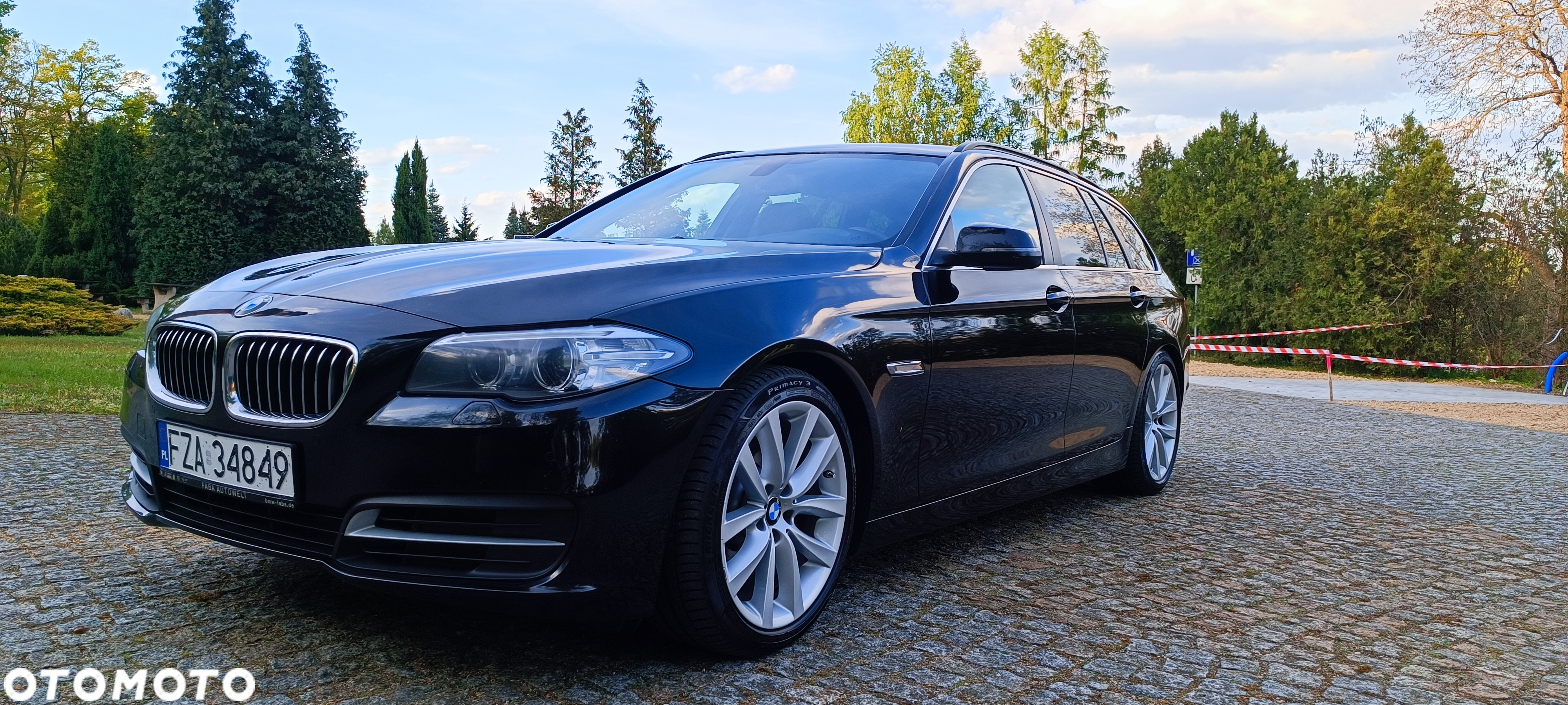 BMW Seria 5 520d Touring - 4