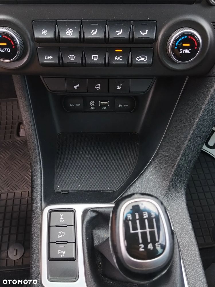 Kia Sportage - 10