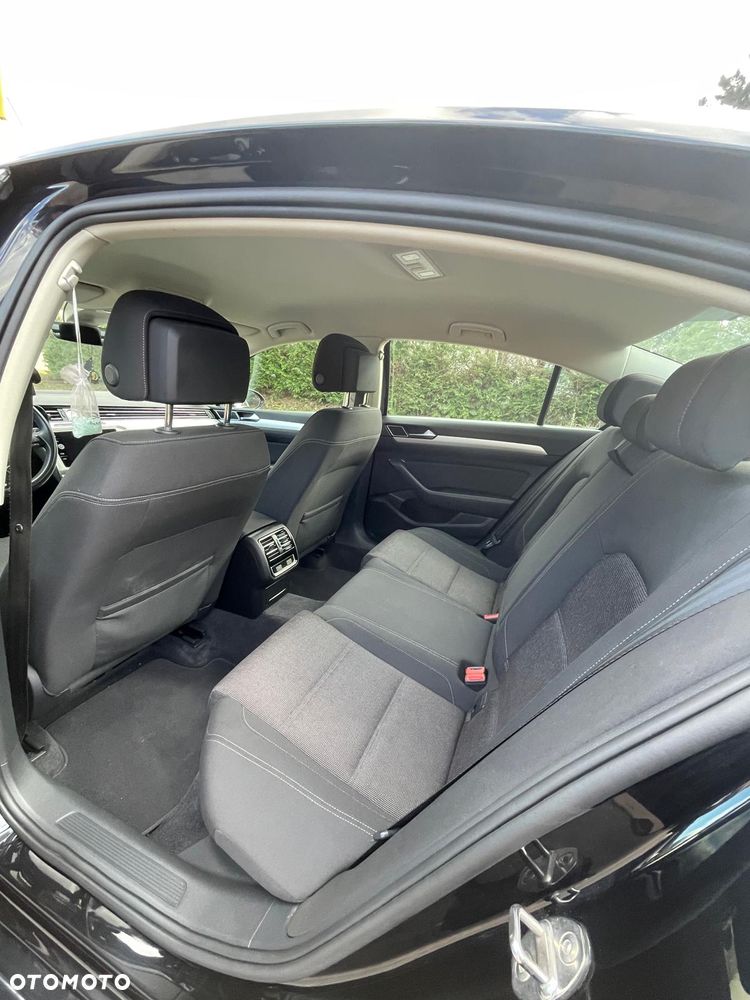 Volkswagen Passat 1.8 TSI BMT Comfortline - 11