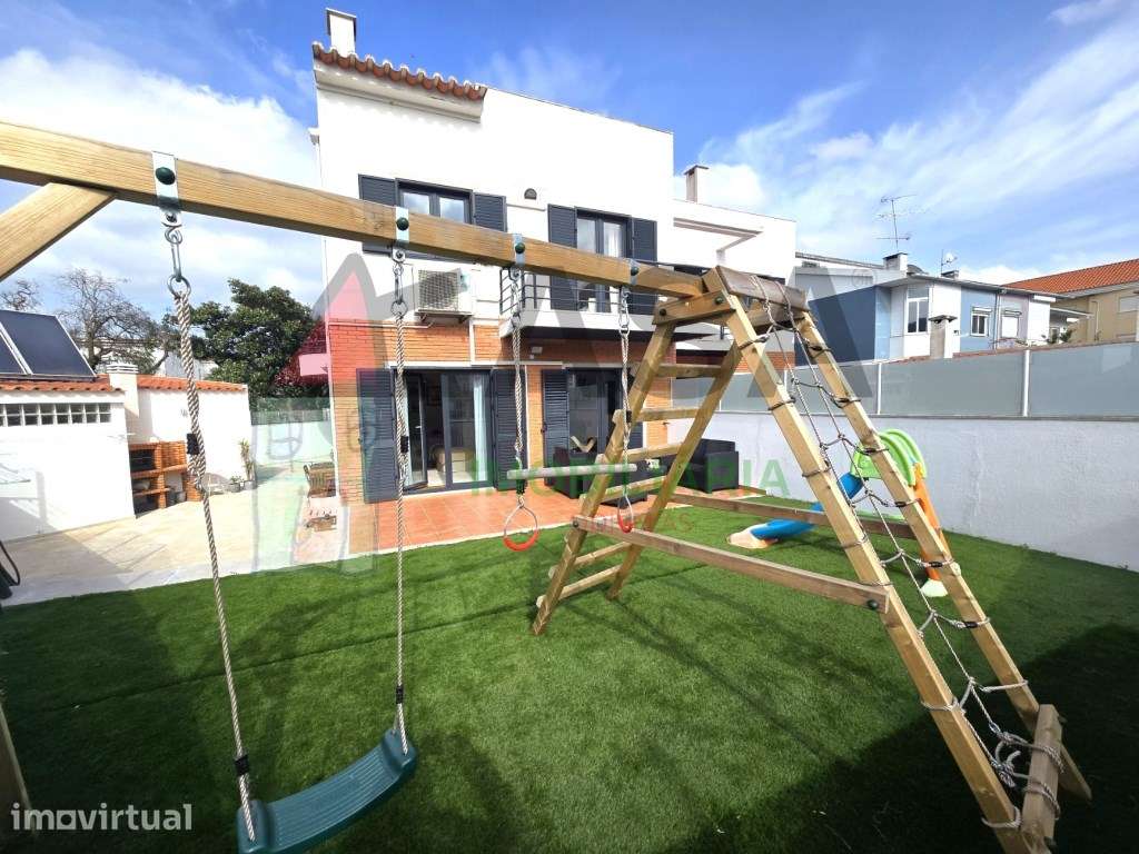 Moradia T4 com Terraço e Vista Desafogada em Loures. - Grande imagem: 4/60