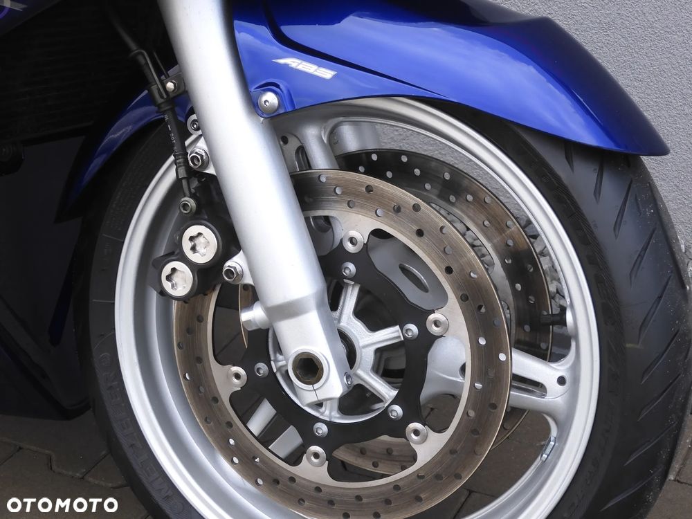 Yamaha FJR - 7