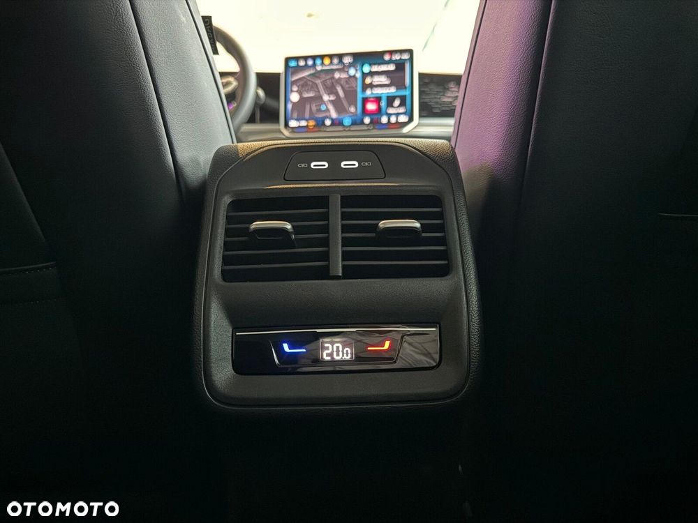 Volkswagen Passat 1.5 TSI EVO Business DSG - 21