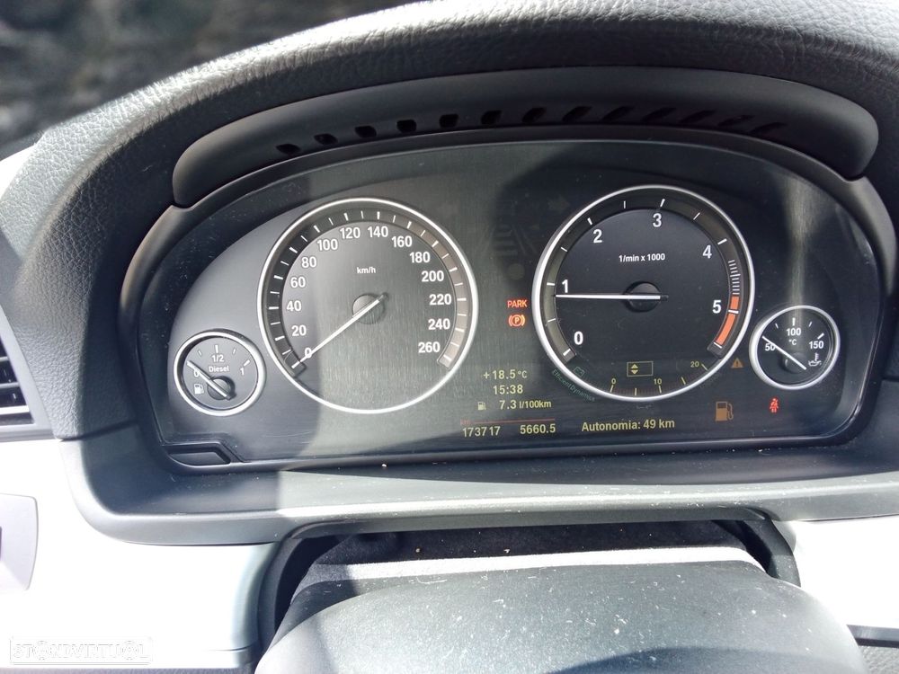 BMW 520 d Line Luxury - 13