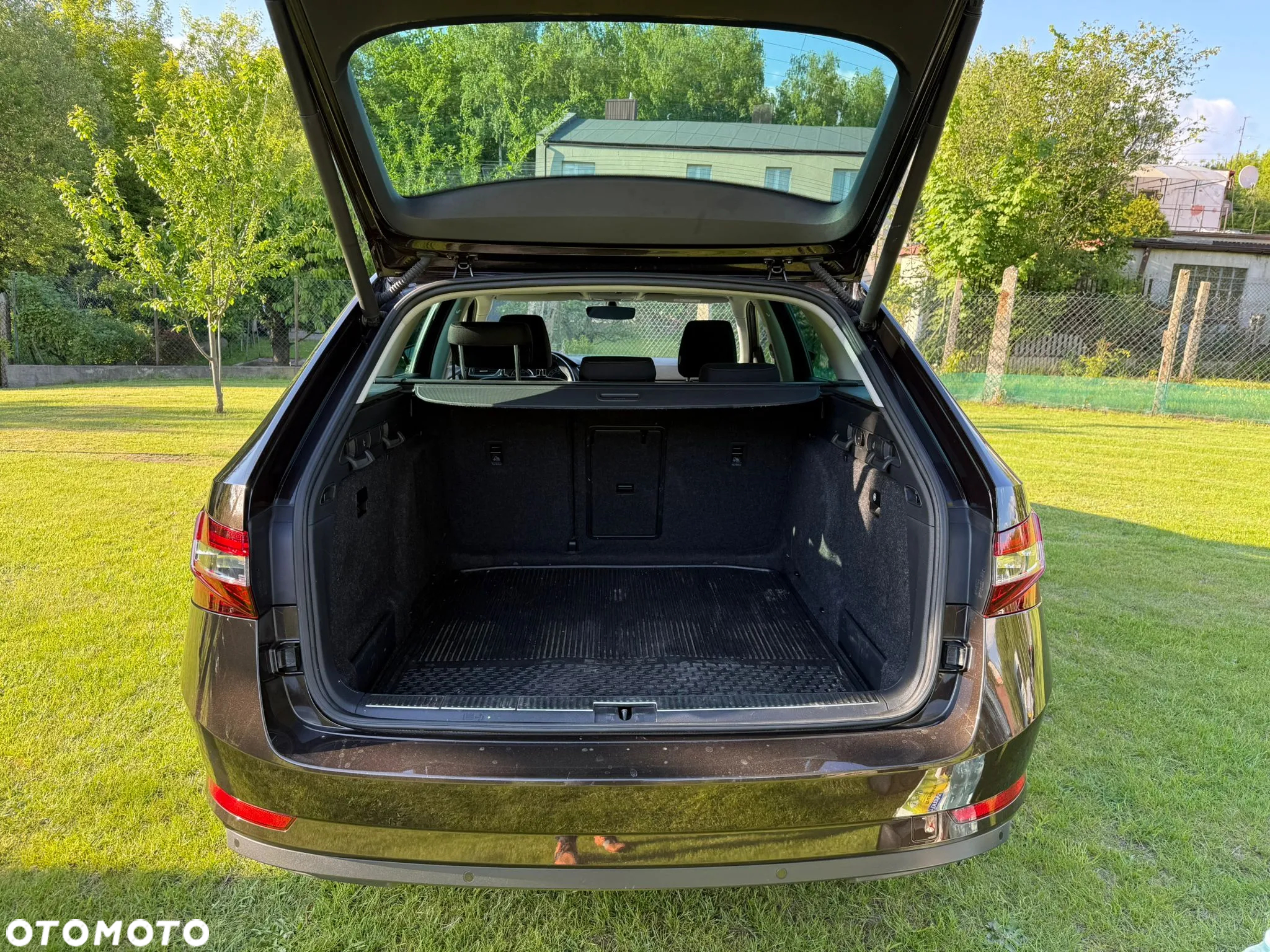 Skoda Superb 1.8 TSI Ambition DSG - 15