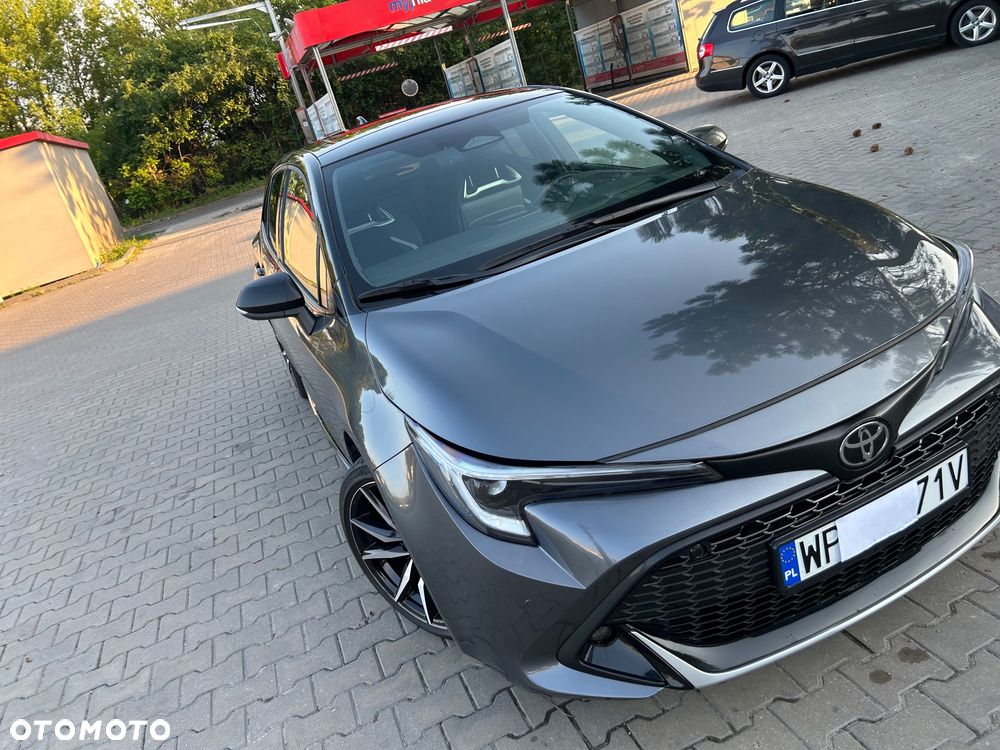 Toyota Corolla 2.0 Hybrid GR Sport Dynamic - 24