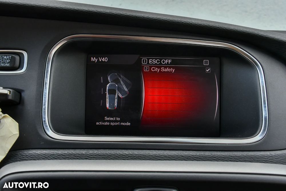 Volvo V40 D2 Momentum - 12