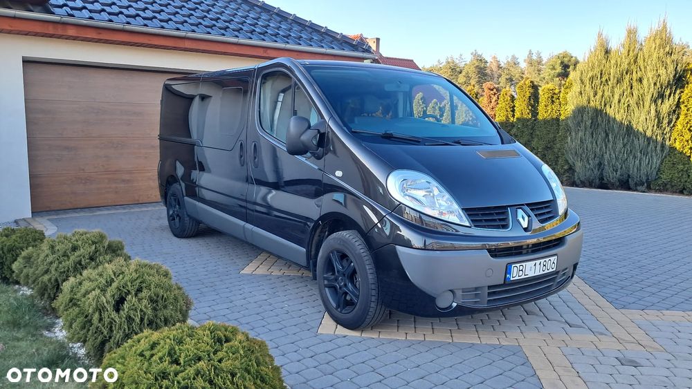 Renault Trafic - 1