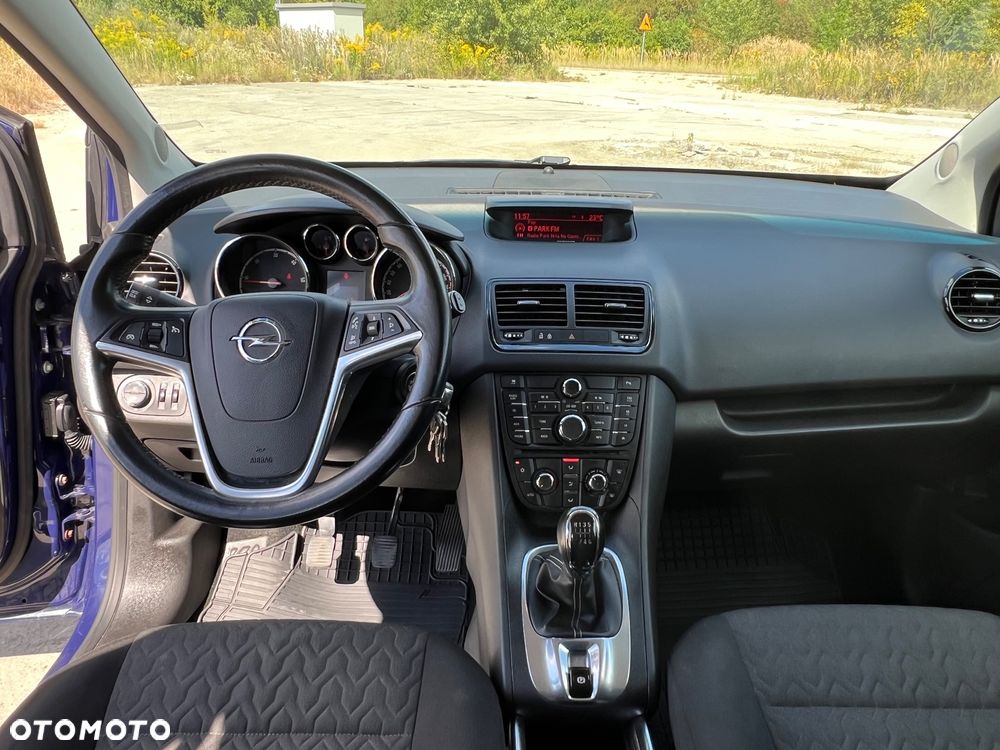 Opel Meriva - 11