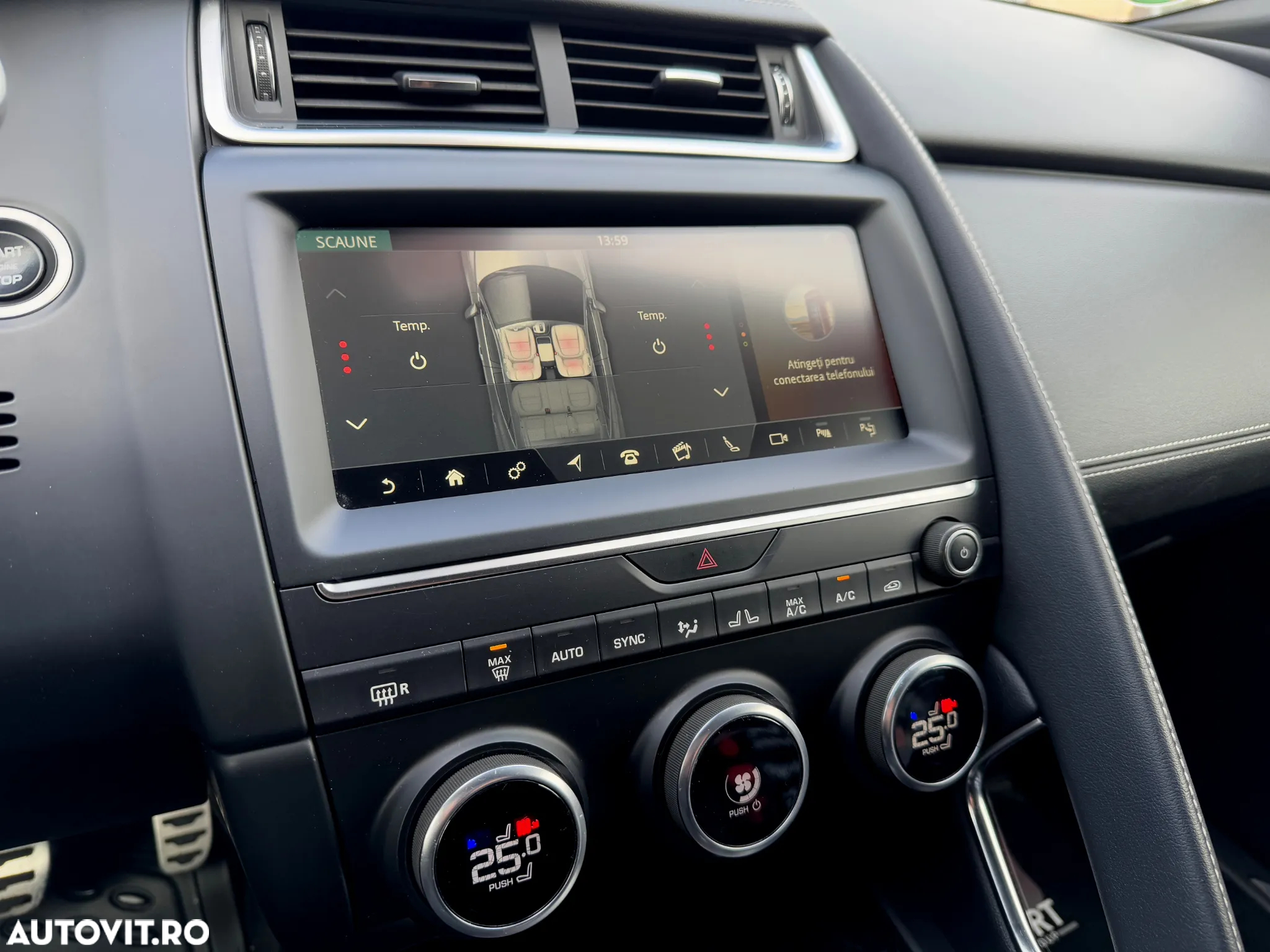 Jaguar E-Pace D240 AWD R-Dynamic SE - 13